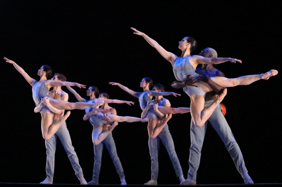 Ballet BC, Program 3, BalletBC30three, Queen Elizabeth Theatre, Vancouver, BC, Canada, fotoeins.com