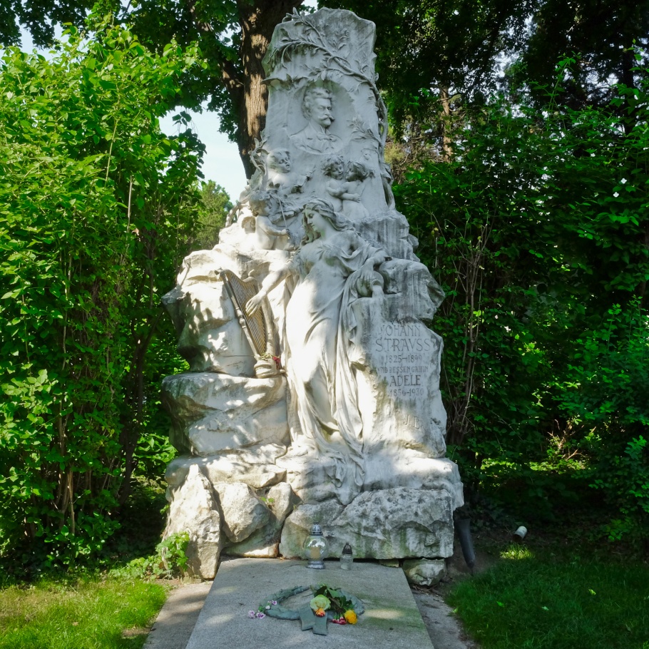 Johann Strauss II, Wiener Zentralfriedhof, Wien, Vienna, Austria, Österreich, fotoeins.com