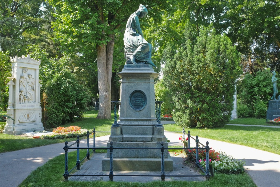 Wolfgang Amadeus Mozart, Wiener Zentralfriedhof, Wien, Vienna, Austria, Österreich, fotoeins.com